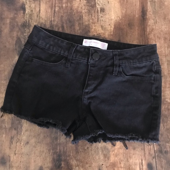 3 pairs of shorts - Picture 5 of 8